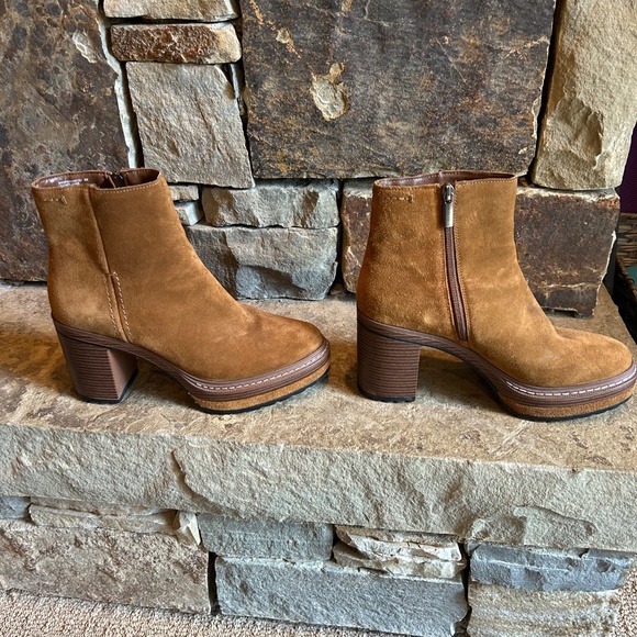 Steve Madden leather boots - Picture 2 of 10